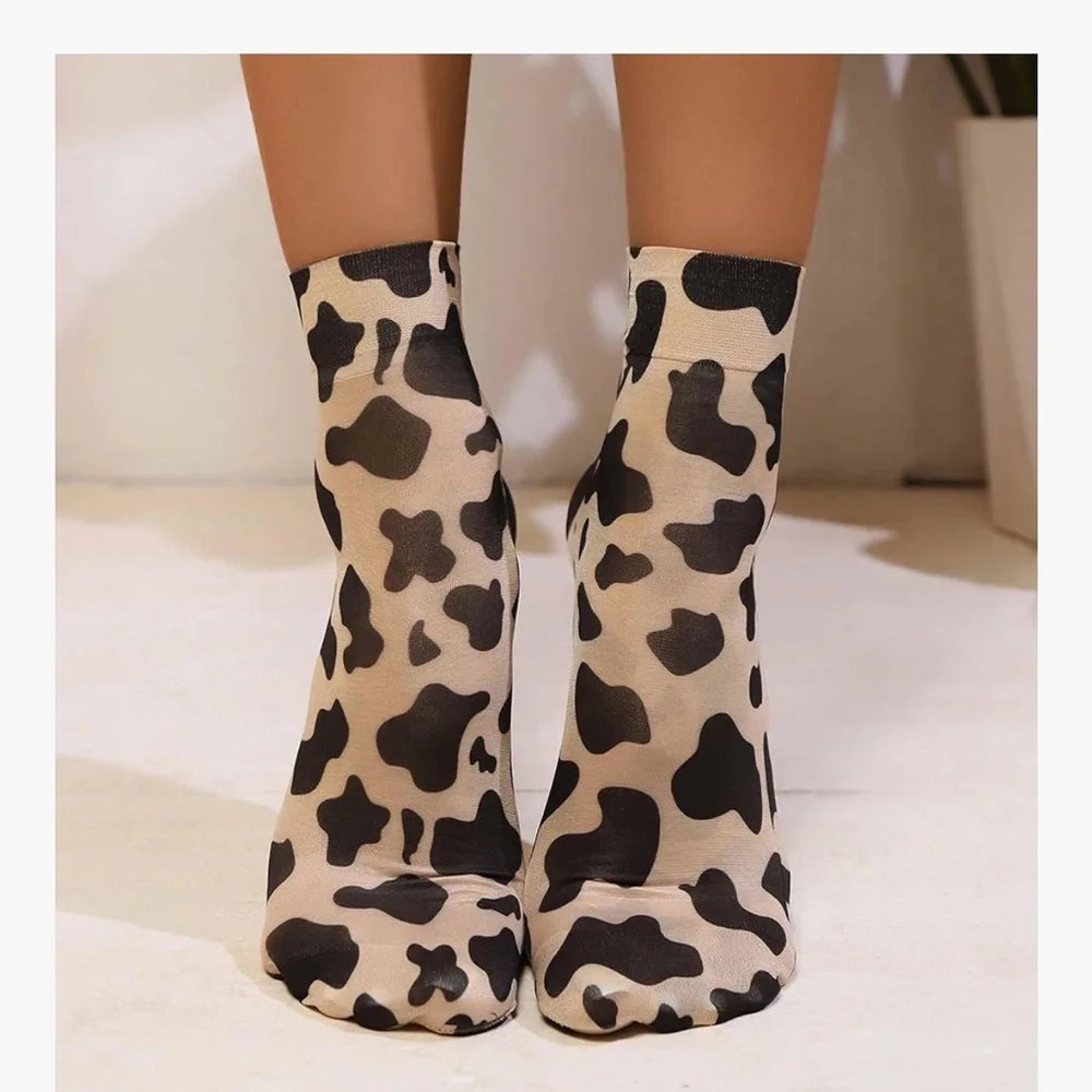 🆕 5 pairs Leopard & Cow Print Sheer Ankle Socks - Pack of Mixed Animal Prints